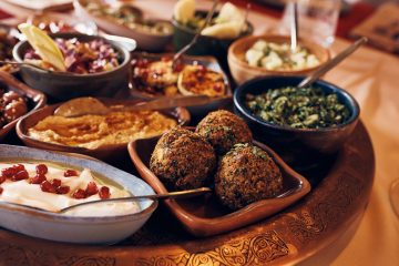 Catering for Mixed Diets with Arab Cuisine