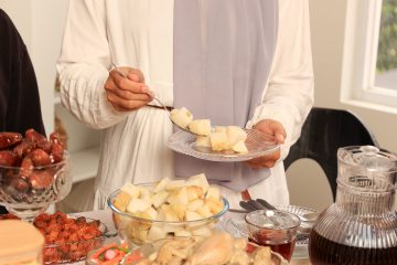 Timing, Portions, and Presentation: Arab Catering Tips for Large Events